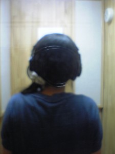歌ってます。 歌ってます。